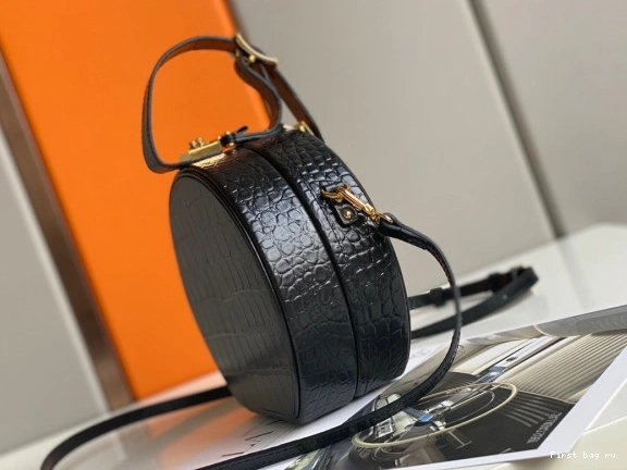 Frstbag ru PETITE CHAPEAU LOUIS VUITTON BOITE 0723